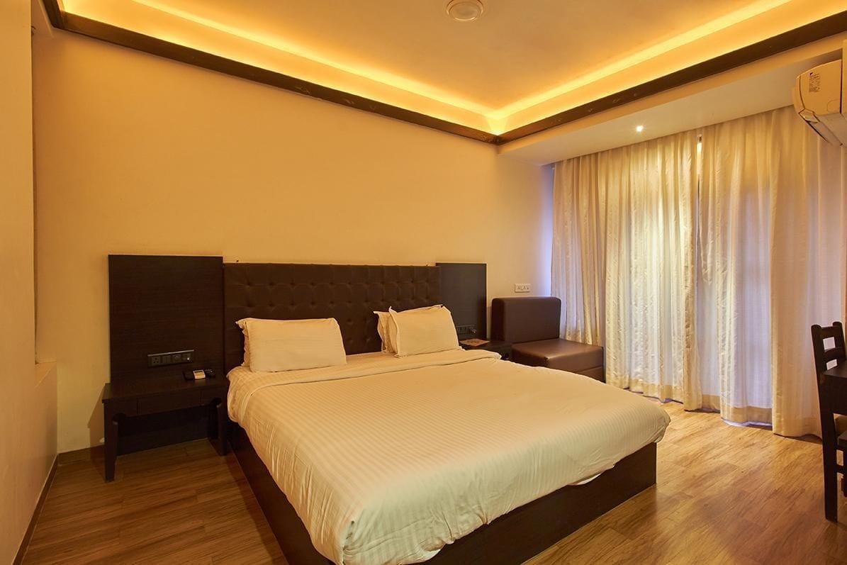 Sinq Beach Resort Calangute Buitenkant foto