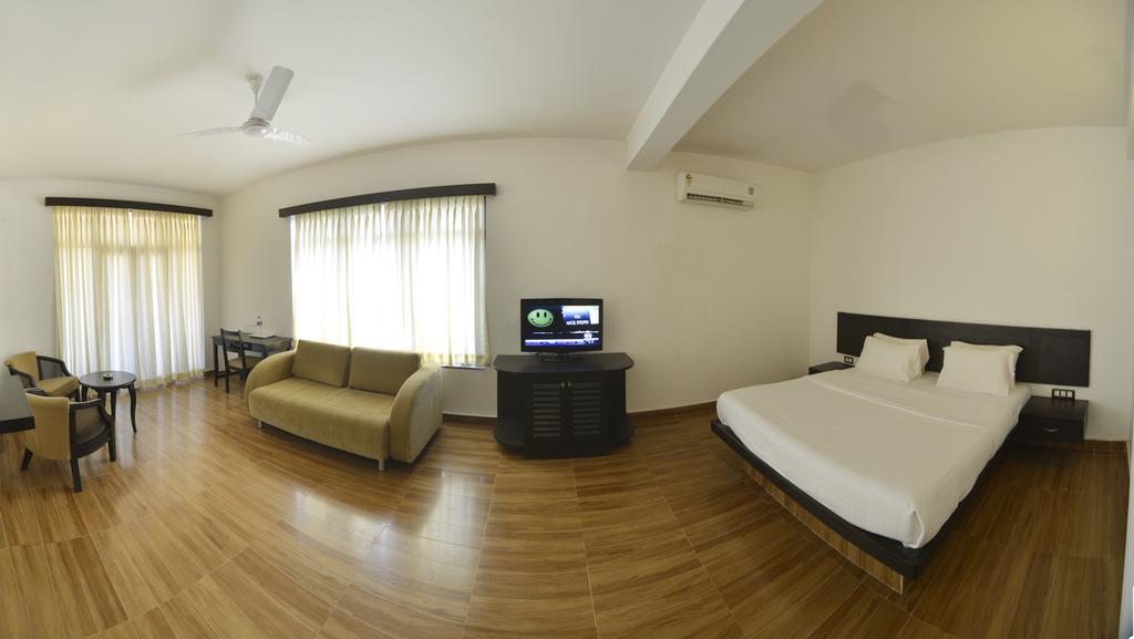 Sinq Beach Resort Calangute Buitenkant foto