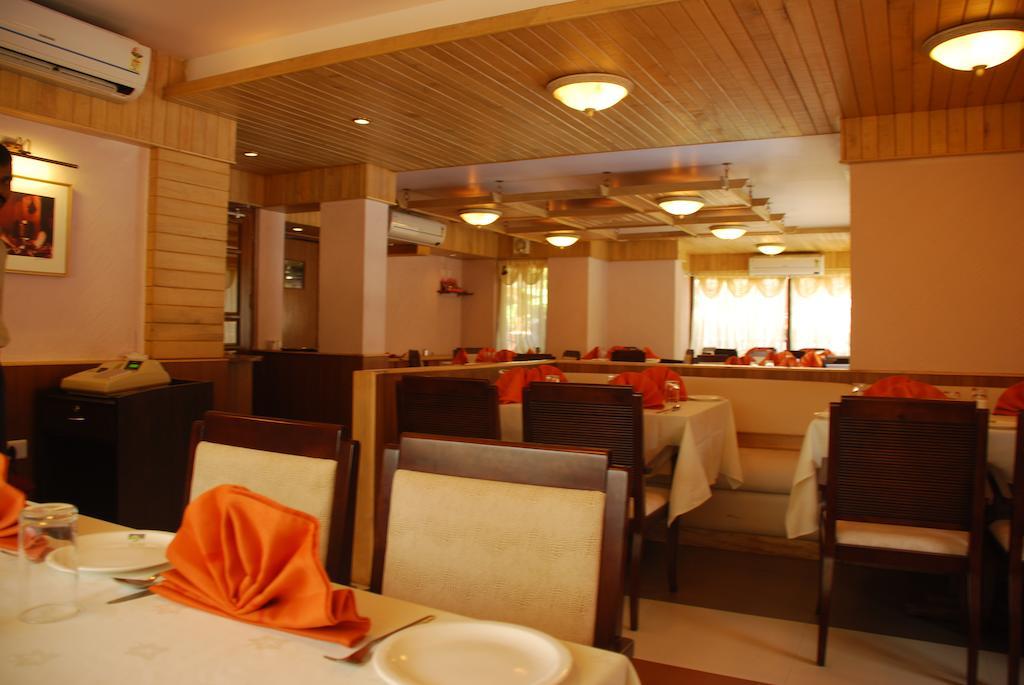 Sinq Beach Resort Calangute Buitenkant foto